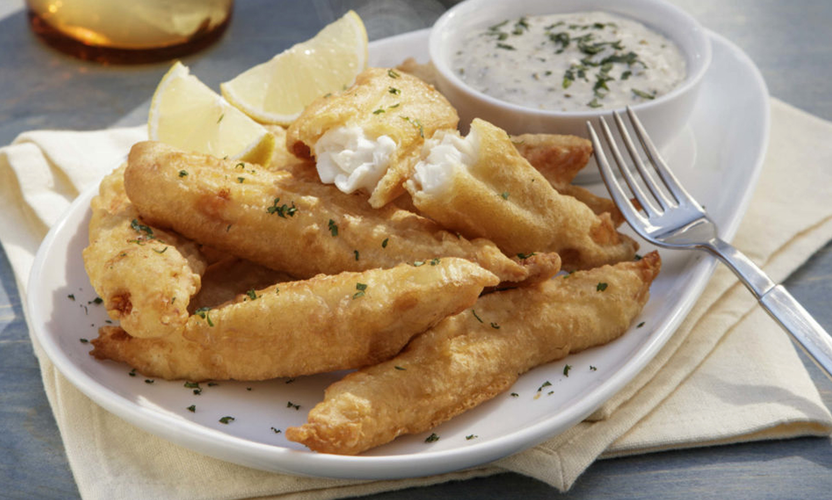 Fajitas con palitos de papa y camote al horno ( Fish & Chips)
